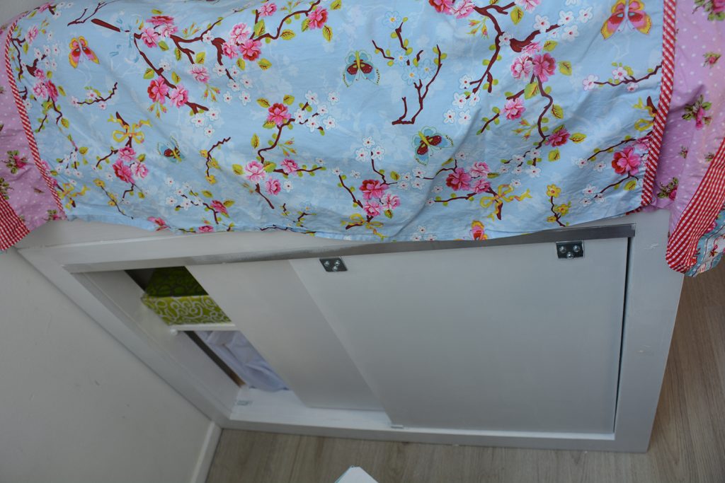 Bed met genoeg opbergruimte — foto 6