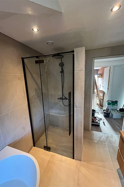 Badkamer met inloopdouche — foto 10
