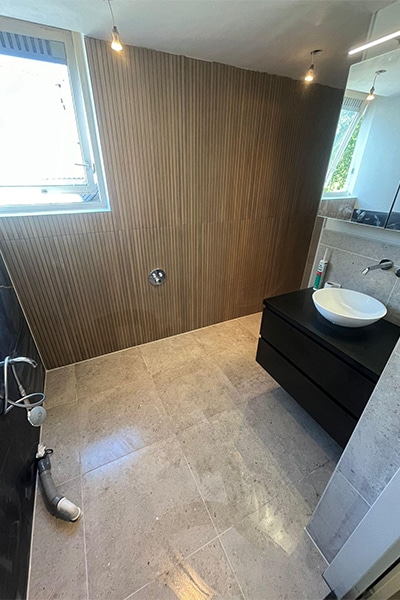 Badkamer met inloopdouche — foto 5